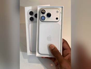 هواتف نقالة ابل - ايفون - كوبي ون - فضي - 256 جيجابايت - تحت الضمان