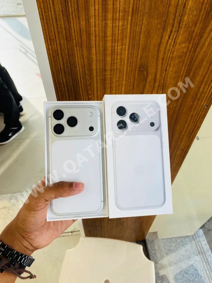 هواتف نقالة ابل  - ايفون 17  - برو  - فضي  - 256 جيجابايت