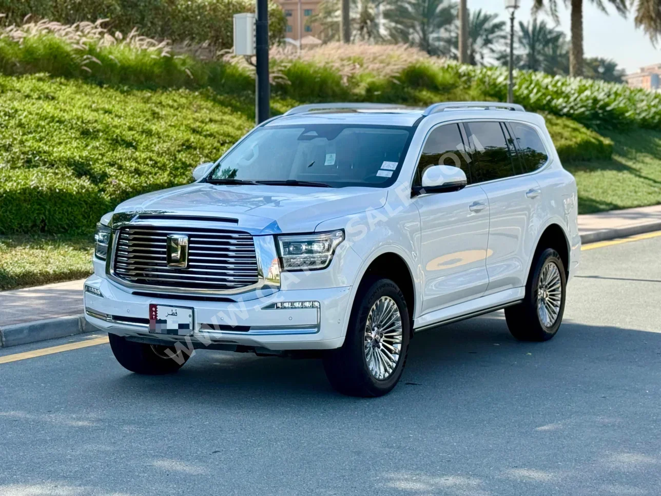 جي دبليو ام تانك 500 2025 اوتوماتيك 20,000 كم 6 سلندر دفع رباعي اس يو في أبيض تحت الضمان