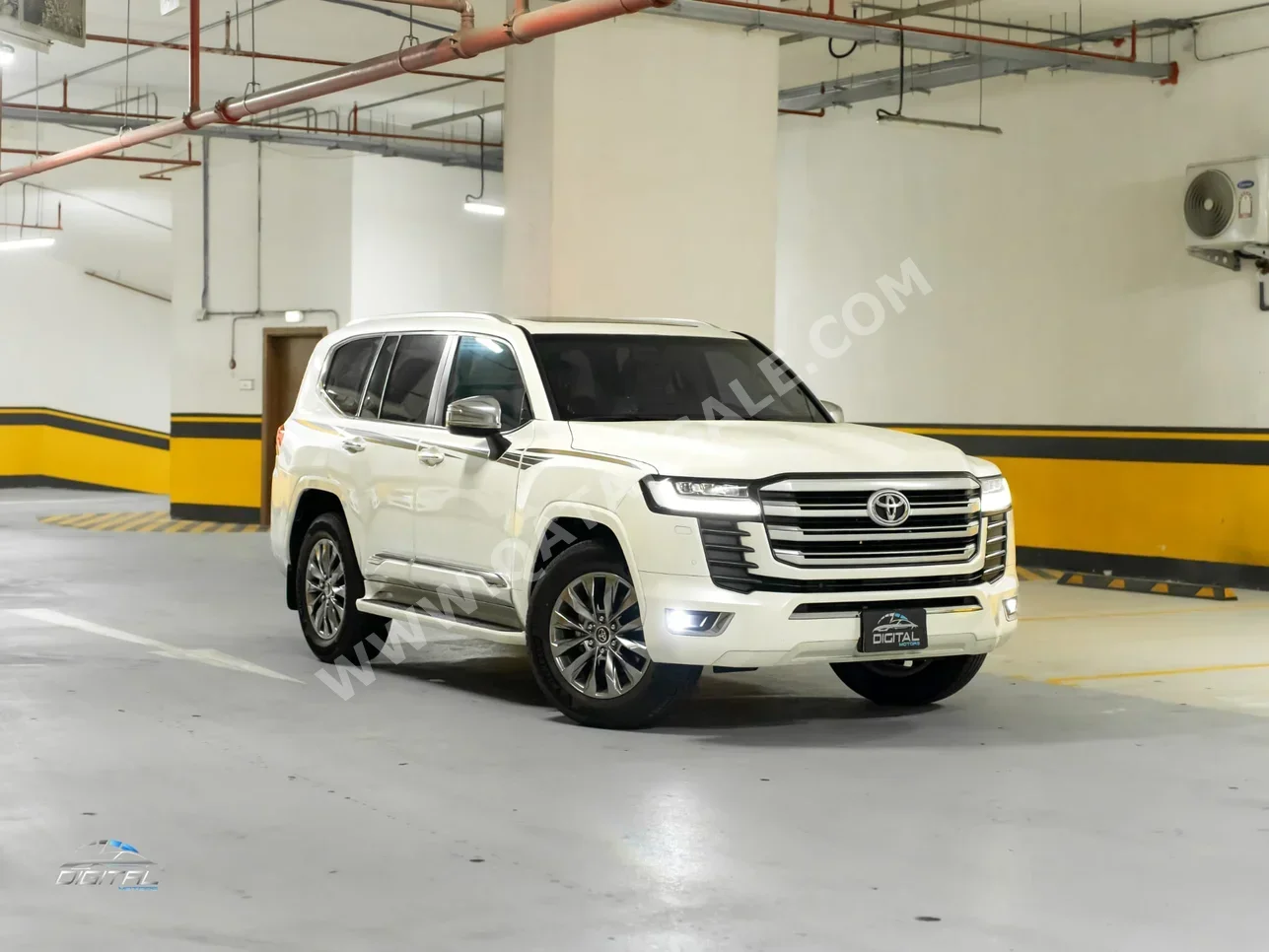 Toyota  Land Cruiser  VXR  2024  Automatic  23,000 Km  6 Cylinder  Four Wheel Drive (4WD)  SUV  White