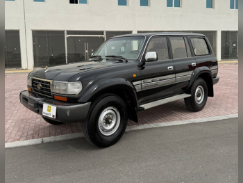Toyota  Land Cruiser  VXR  1996  Manual  447,000 Km  8 Cylinder  Four Wheel Drive (4WD)  SUV  Black
