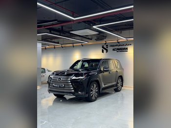 لكزس  ال اكس  700 اتش  2025  اوتوماتيك  13,000 كم  6 سلندر  دفع رباعي  اس يو في  أسود  تحت الضمان