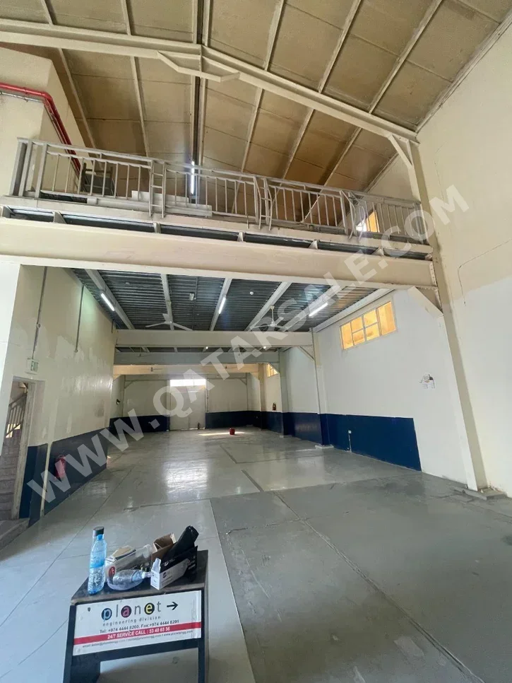 Warehouses & Stores - Al Rayyan  - Industrial Area  -Area Size: 300 Square Meter