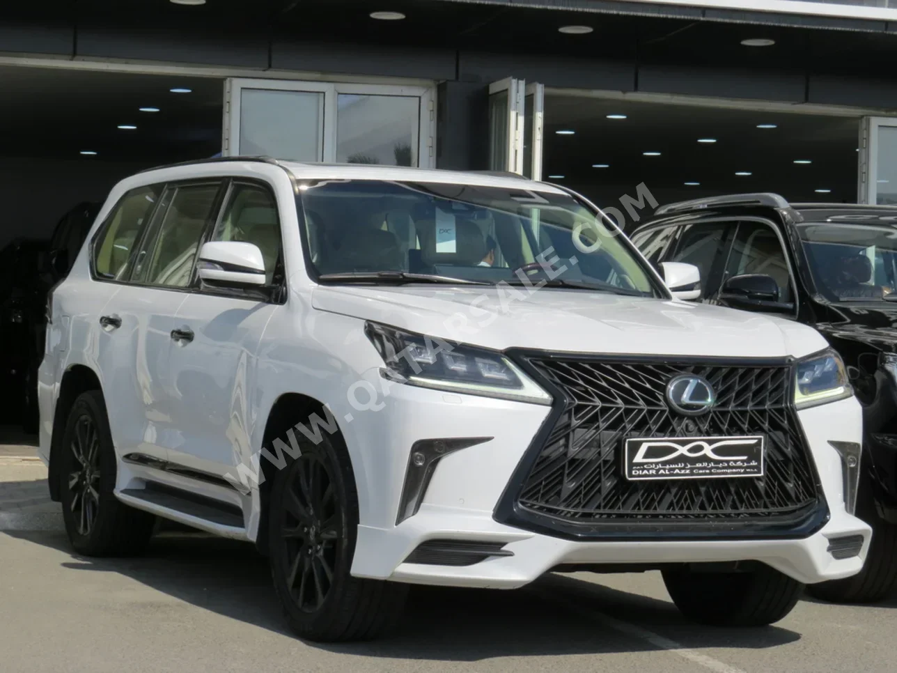 Lexus  LX  570 S Black Edition  2019  Automatic  160,000 Km  8 Cylinder  Four Wheel Drive (4WD)  SUV  White