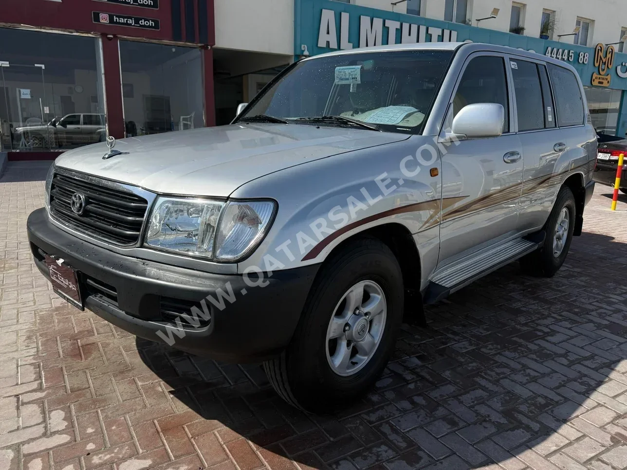 Toyota  Land Cruiser  GX  1998  Automatic  183,000 Km  6 Cylinder  Four Wheel Drive (4WD)  SUV  Silver