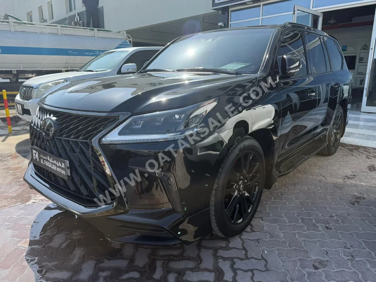 Lexus  LX  570 S  2020  Automatic  70,000 Km  8 Cylinder  Four Wheel Drive (4WD)  SUV  Black