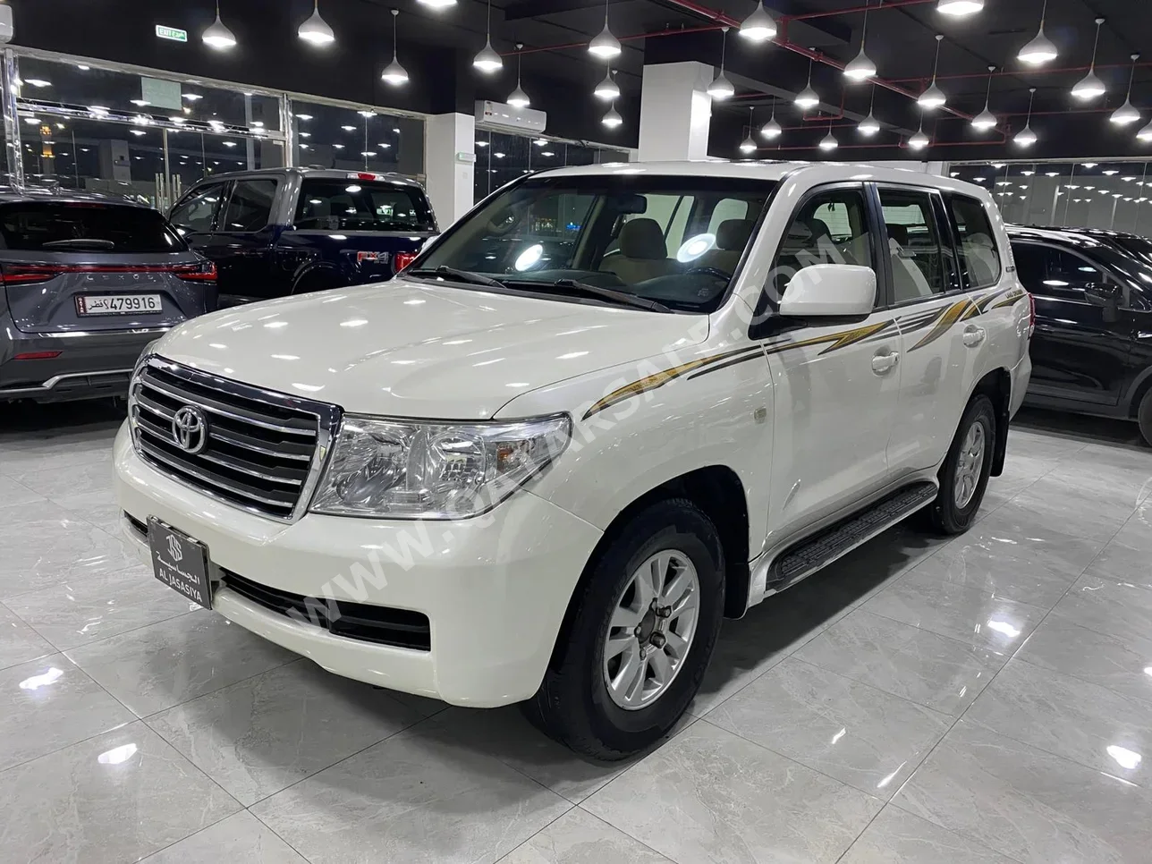 Toyota Land Cruiser GX 2011 Automatic 331,000 Km 6 Cylinder Four Wheel Drive (4WD) SUV White