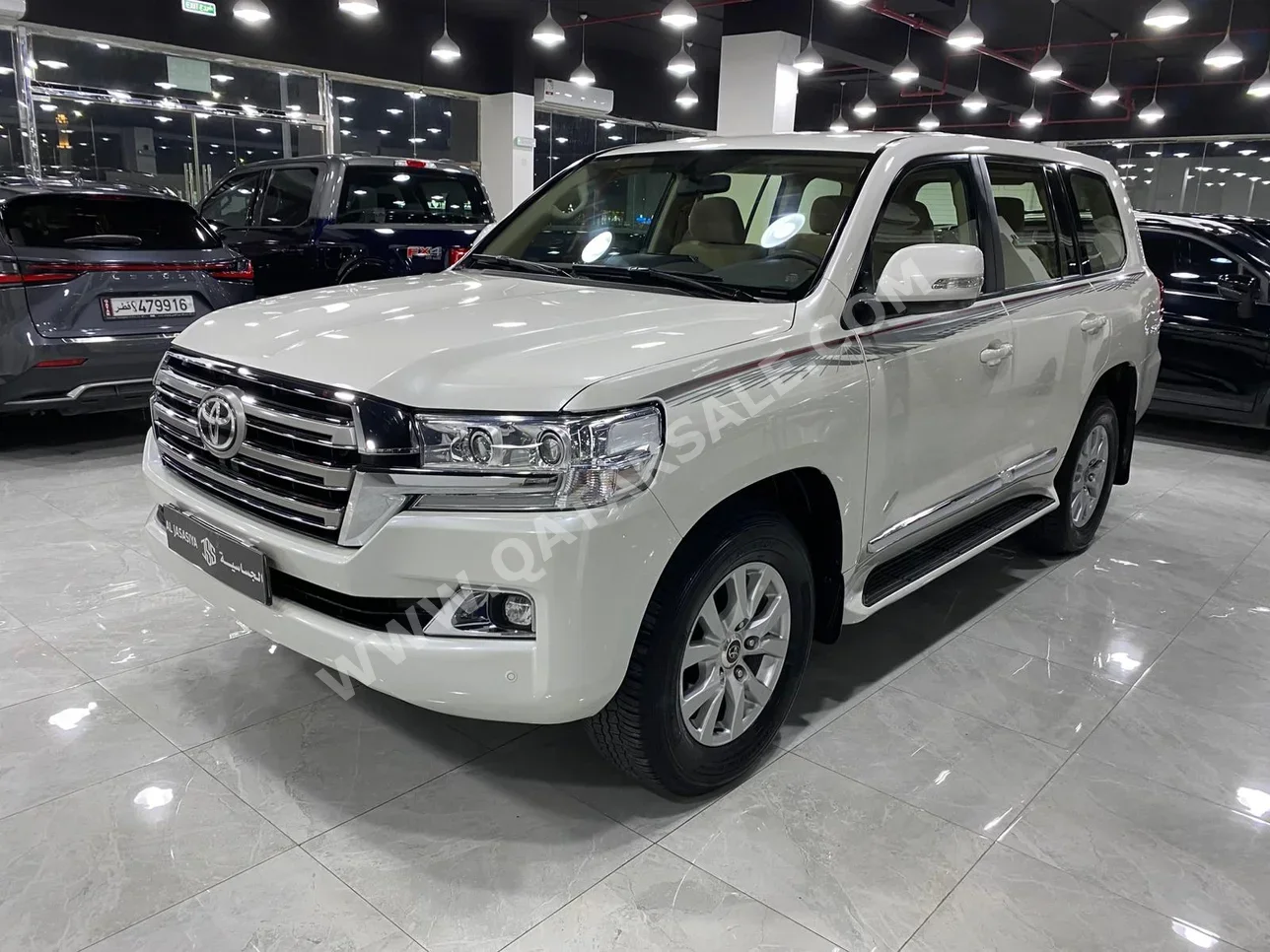 Toyota Land Cruiser G 2019 Automatic 203,000 Km 6 Cylinder Four Wheel Drive (4WD) SUV White