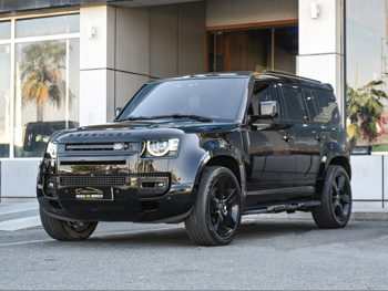 لاند روفر  ديفيندر  110 اتش اس اي  2024  اوتوماتيك  40,000 كم  6 سلندر  دفع رباعي  اس يو في  أسود  تحت الضمان