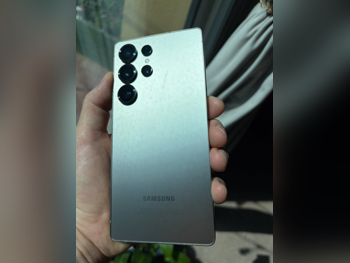 هواتف نقالة سامسونج - جالاكسي اس - 25 الترا - فضي - 512 جيجابايت - تحت الضمان