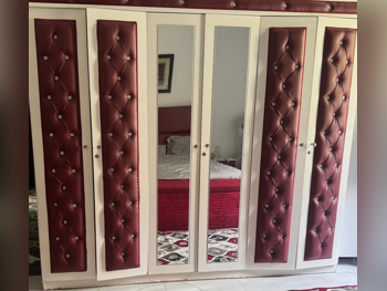 أطقم غرف نوم