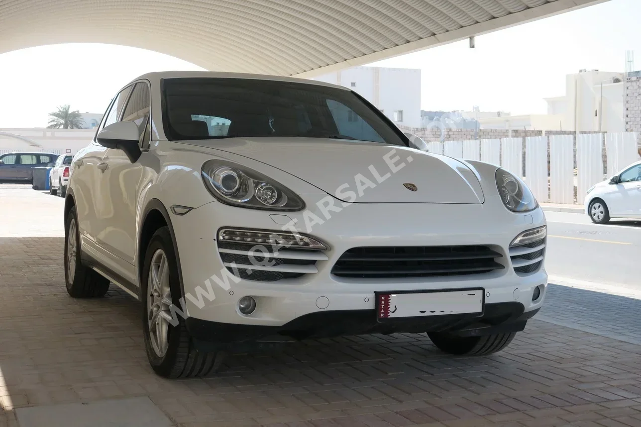 Porsche  Cayenne  2013  Automatic  144,000 Km  6 Cylinder  Four Wheel Drive (4WD)  SUV  White