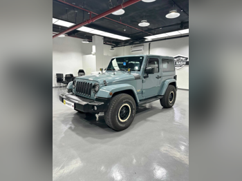 جييب  رانجلار  صحارى  2015  اوتوماتيك  32,000 كم  6 سلندر  دفع رباعي  اس يو في  رمادي فاتح