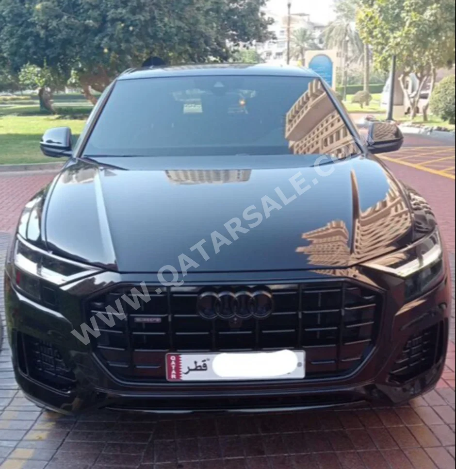 اودي  كيو 8  TFSI Quattro  2021  اوتوماتيك  62,400 كم  6 سلندر  دفع رباعي  اس يو في  أسود  تحت الضمان