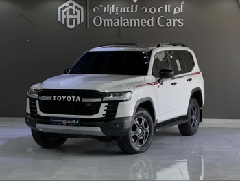 Toyota  Land Cruiser  GR Sport Twin Turbo  2022  Automatic  129,000 Km  6 Cylinder  Four Wheel Drive (4WD)  SUV  White