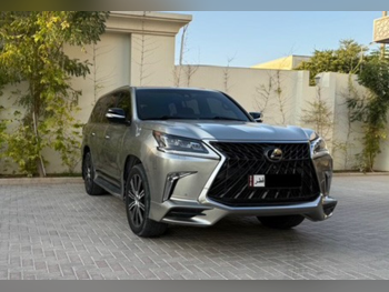 لكزس  ال اكس  570 اس  2018  اوتوماتيك  87,000 كم  8 سلندر  دفع رباعي  اس يو في  فضي