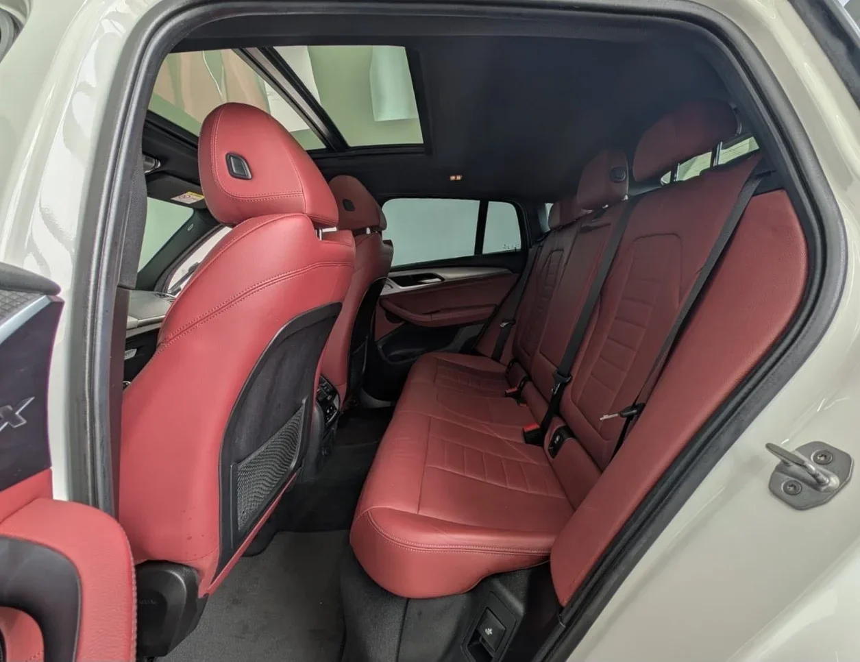 بي ام دبليو  الفئة - اكس  اكس 4 ام  2019  اوتوماتيك  78,350 كم  4 سلندر  دفع رباعي  اس يو في  أبيض  تحت الضمان