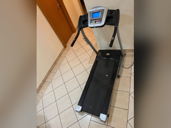 آلات معدات الجيم - جهاز المشي - الجليد الأزرق المعدني 150 سانتيمتر 60 سانتيمتر 80 كيلوغرام