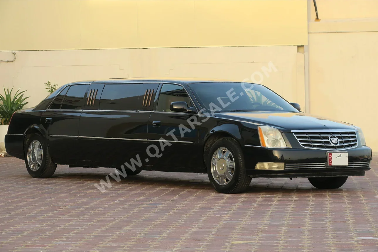 كاديلاك  دي تي اس  ليموزين  2006  اوتوماتيك  52,000 كم  8 سلندر  دفع خلفي  ليموزين  أسود