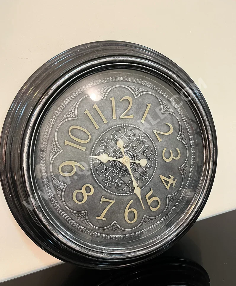 ساعة الحائط بنى الصين دائري 1 كغ \ ميكانيكية