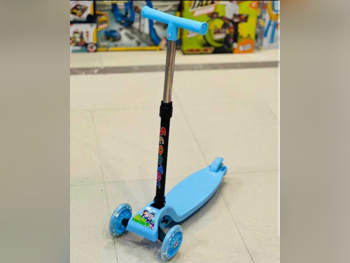 سكوترات سكوتر الدفع - متعدد الألوان