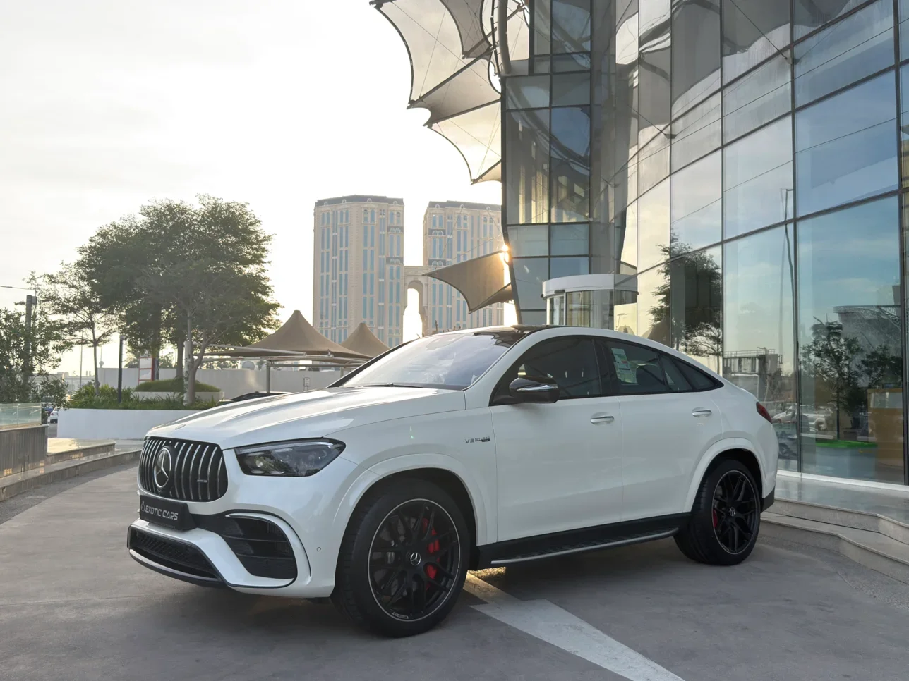 مرسيدس - بنز  جي ال اي  63S AMG  2024  اوتوماتيك  0 كم  8 سلندر  دفع رباعي  اس يو في  أبيض  تحت الضمان
