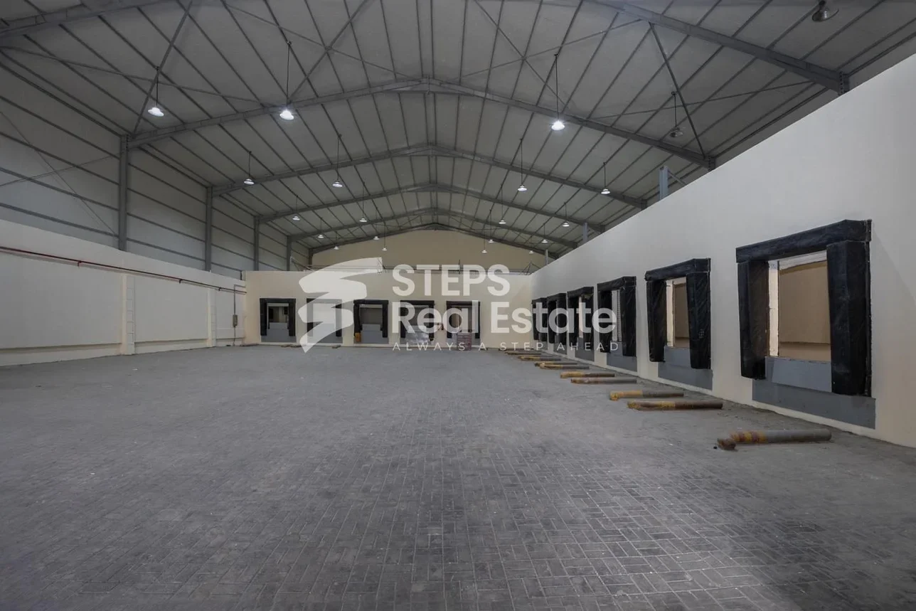 Warehouses & Stores - Al Rayyan  - Industrial Area  -Area Size: 2000 Square Meter
