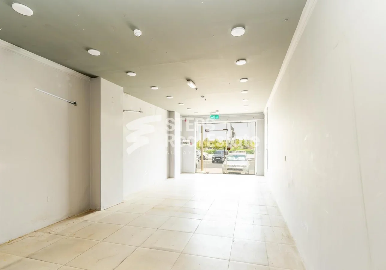 محلات تجارية - غير مفروشة  - الريان  للايجار  - معيذر