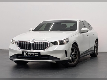 BMW  5-Series  520i  2024  Automatic  31,250 Km  4 Cylinder  Rear Wheel Drive (RWD)  Sedan  White  With Warranty