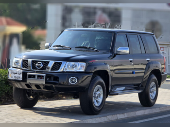 Nissan  Patrol  Safari  2023  Automatic  25,000 Km  6 Cylinder  Four Wheel Drive (4WD)  SUV  Black  With Warranty