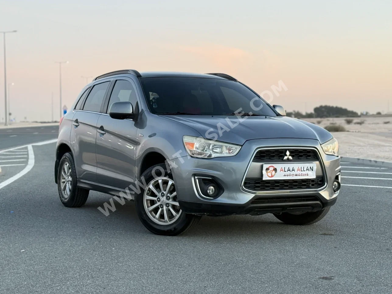 Mitsubishi  ASX  2015  Automatic  100,000 Km  4 Cylinder  Front Wheel Drive (FWD)  SUV  Gray