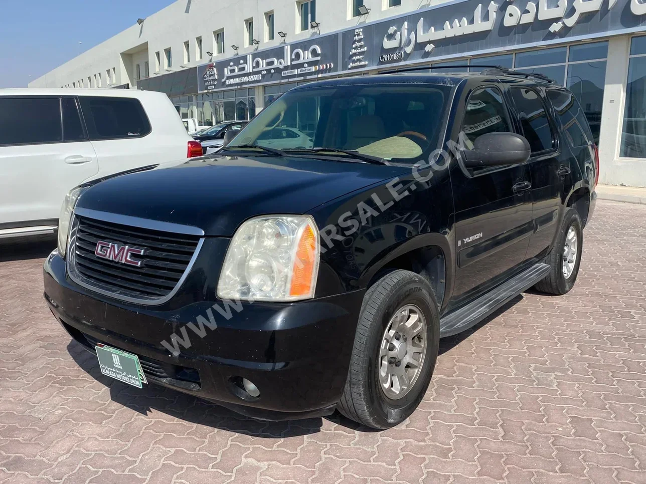 GMC  Yukon  2008  Automatic  305,000 Km  8 Cylinder  Four Wheel Drive (4WD)  SUV  Black