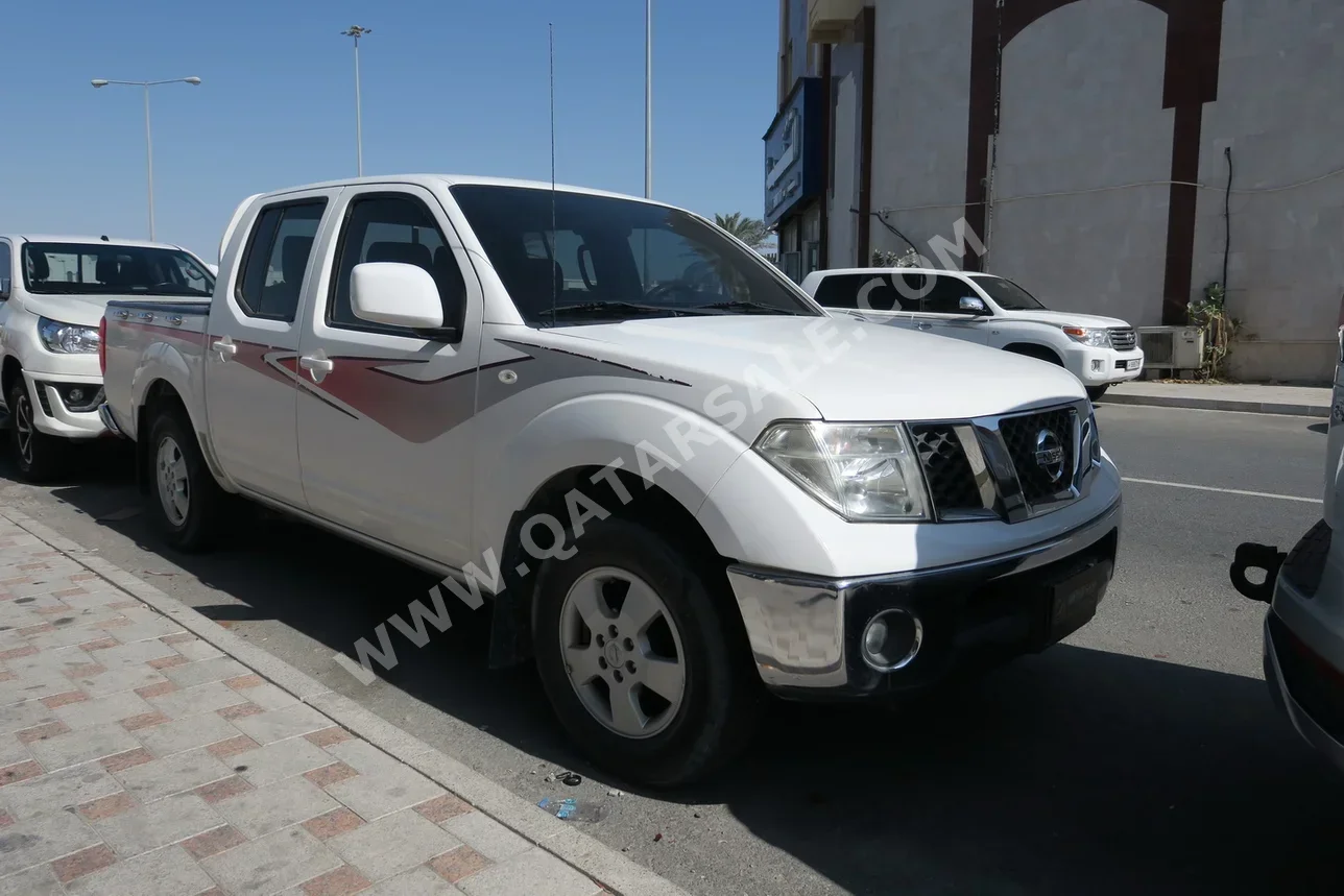 نيسان  نافارا  2014  اوتوماتيك  110,000 كم  4 سلندر  دفع خلفي  بيكب  أبيض