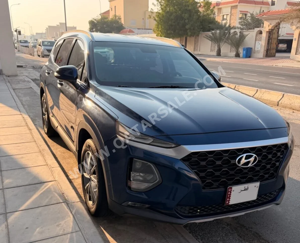 Hyundai  Santa Fe  2019  Automatic  92,000 Km  4 Cylinder  All Wheel Drive (AWD)  SUV  Blue