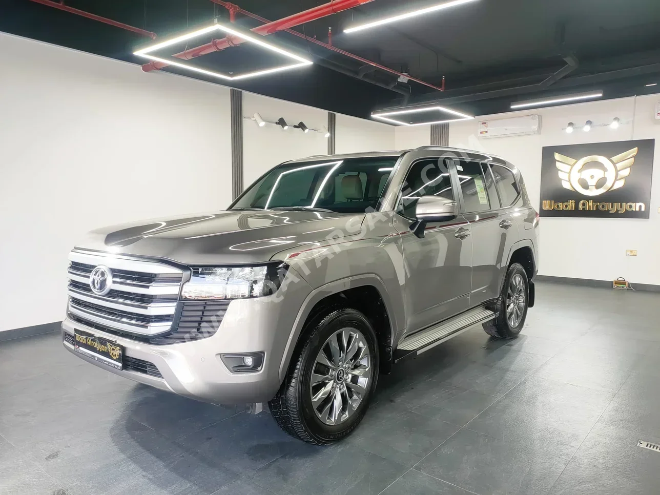 تويوتا  لاند كروزر  جي اكس ار  2024  اوتوماتيك  19,000 كم  6 سلندر  دفع رباعي  اس يو في  برونزي  تحت الضمان