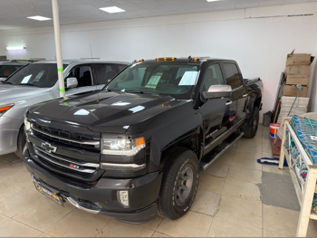 شفروليه  سلفرادو  زد 71  2017  اوتوماتيك  147,000 كم  8 سلندر  دفع رباعي  بيكب  أسود