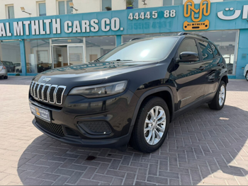 جييب  شيروكي  سبورت  2021  اوتوماتيك  85,000 كم  6 سلندر  دفع رباعي  اس يو في  أسود