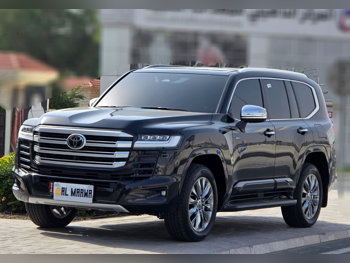 Toyota  Land Cruiser  VXR Twin Turbo  2025  Automatic  19,000 Km  6 Cylinder  Four Wheel Drive (4WD)  SUV  Black  With Warranty