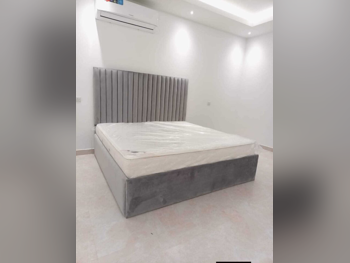 Beds - Lifestyle  - King  - Gray  - Mattress Included