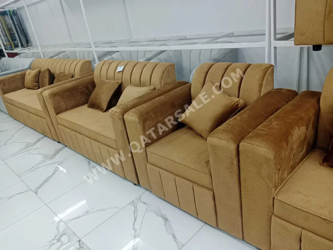 الأرائك والكنب والكراسي لايف ستايل  طقم كنب  - قماش