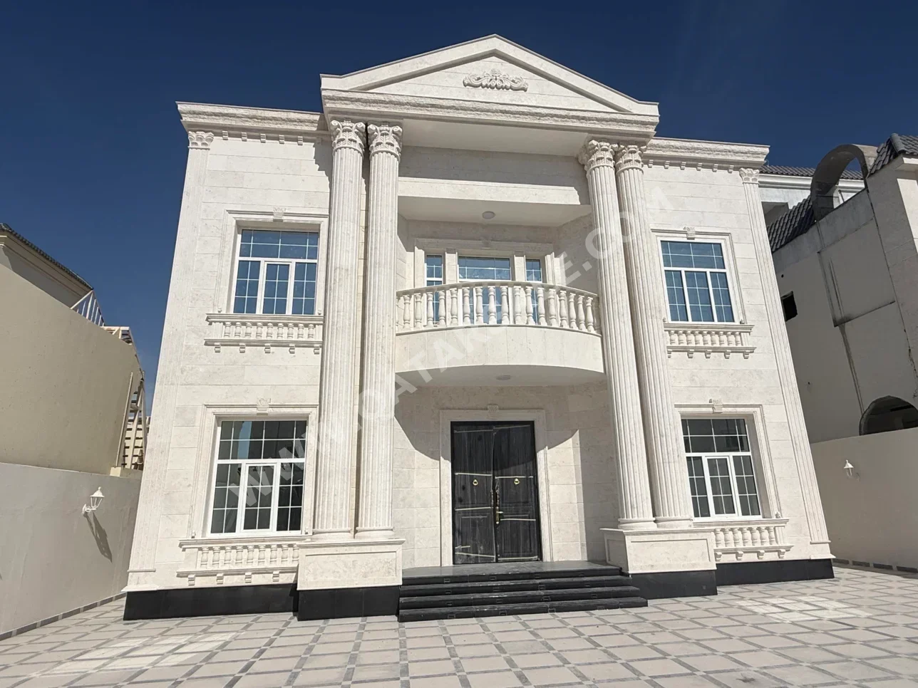 Family Residential  - Not Furnished  - Al Daayen  - Al Khisah  - 9 Bedrooms