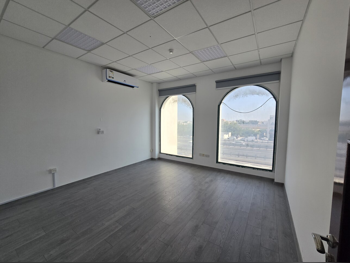 مكاتب تجارية - غير مفروشة  - الدوحة  - فريج النصر