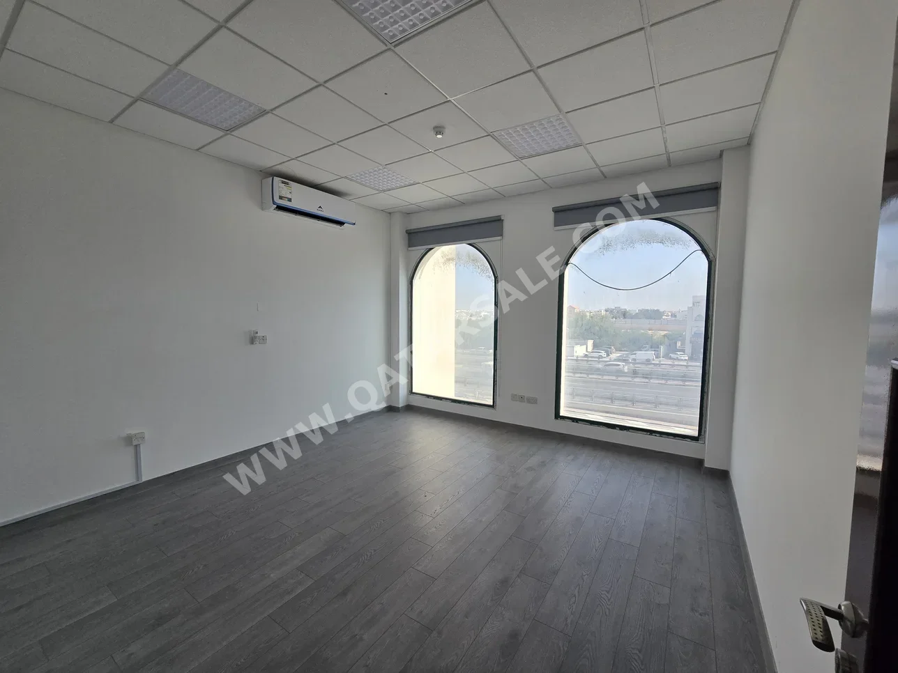 مكاتب تجارية - غير مفروشة  - الدوحة  - فريج النصر