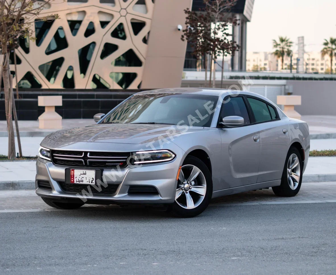 دودج  تشارجر  اس اكس تي  2016  اوتوماتيك  110,000 كم  6 سلندر  دفع خلفي  سيدان  أسود  تحت الضمان