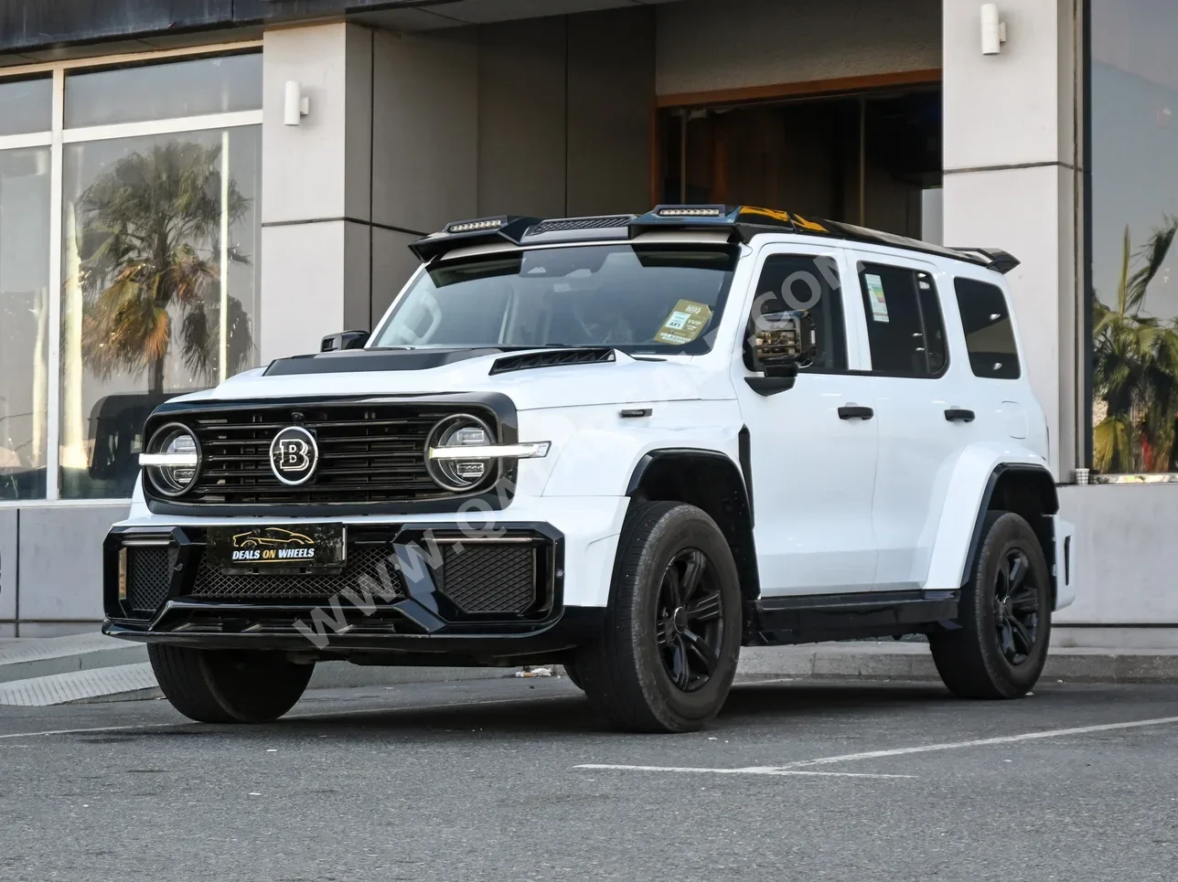 جي دبليو ام تانك 300 2025 اوتوماتيك 29,000 كم 4 سلندر دفع رباعي اس يو في أبيض تحت الضمان