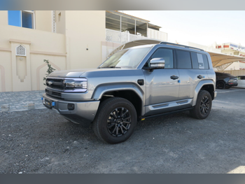 بي واي دي  ليوبيرد 5  الترا 5  2025  اوتوماتيك  0 كم  4 سلندر  دفع رباعي  اس يو في  فضي  تحت الضمان