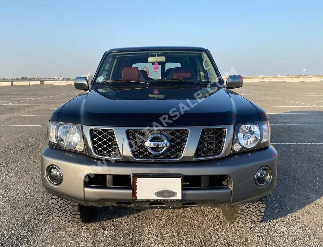 نيسان  باترول  سوبر سفاري  2024  اوتوماتيك  4,000 كم  6 سلندر  دفع رباعي  اس يو في  أسود و رمادي  تحت الضمان