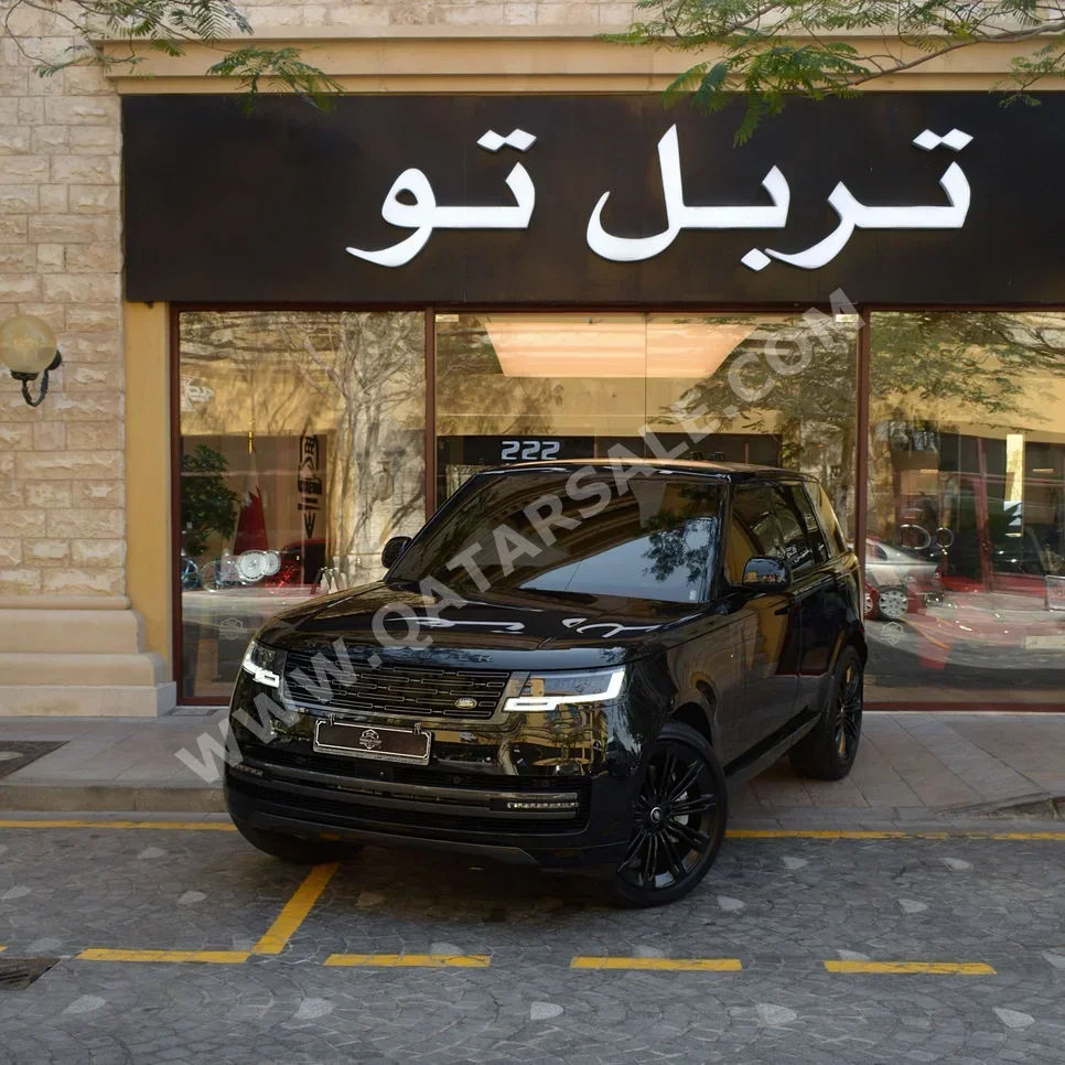 لاند روفر  رنج روفر  فوج اتش اس اي  2025  اوتوماتيك  18,392 كم  8 سلندر  دفع رباعي  اس يو في  أسود  تحت الضمان