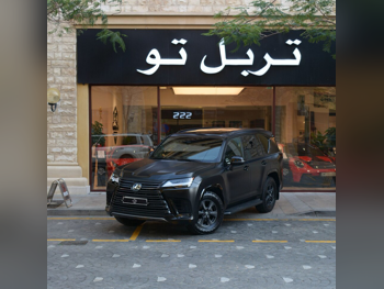 لكزس  ال اكس  600 اوفرتريل  2025  اوتوماتيك  14,350 كم  6 سلندر  دفع رباعي  اس يو في  أسود  تحت الضمان