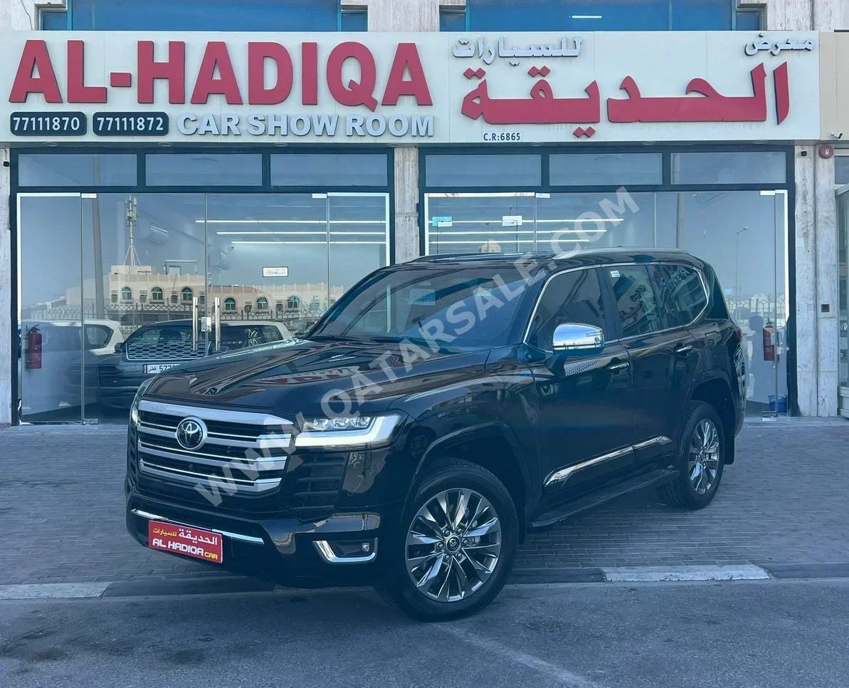 Toyota Land Cruiser VXR Twin Turbo 2025 Automatic 5,000 Km 6 Cylinder Four Wheel Drive (4WD) SUV Black With Warranty